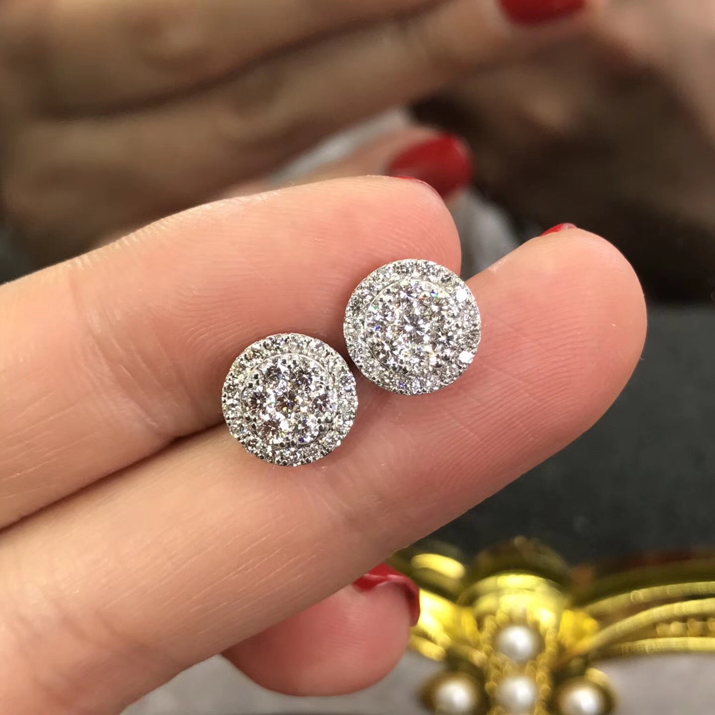 Big Gold Uncut Diamond Earrings Design - South India Jewels | Gold earrings  designs, Diamond earrings design, Jewelry design earrings